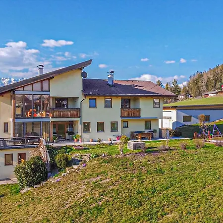 Apartment In Patsch